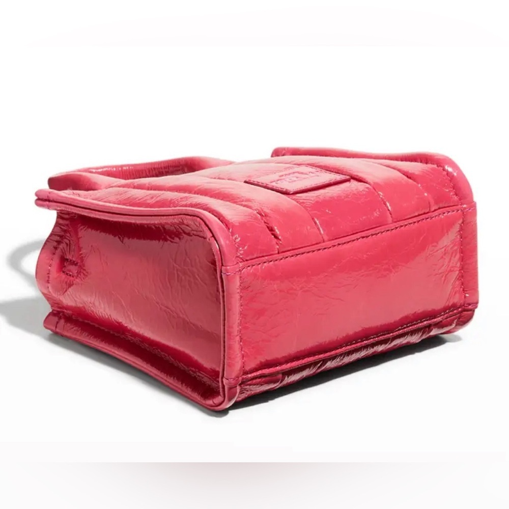 NEW MARC JACOBS The SHINY Mini CRINKLE Leather Crossbody The Tote Bag Magenta - Picture 8 of 13
